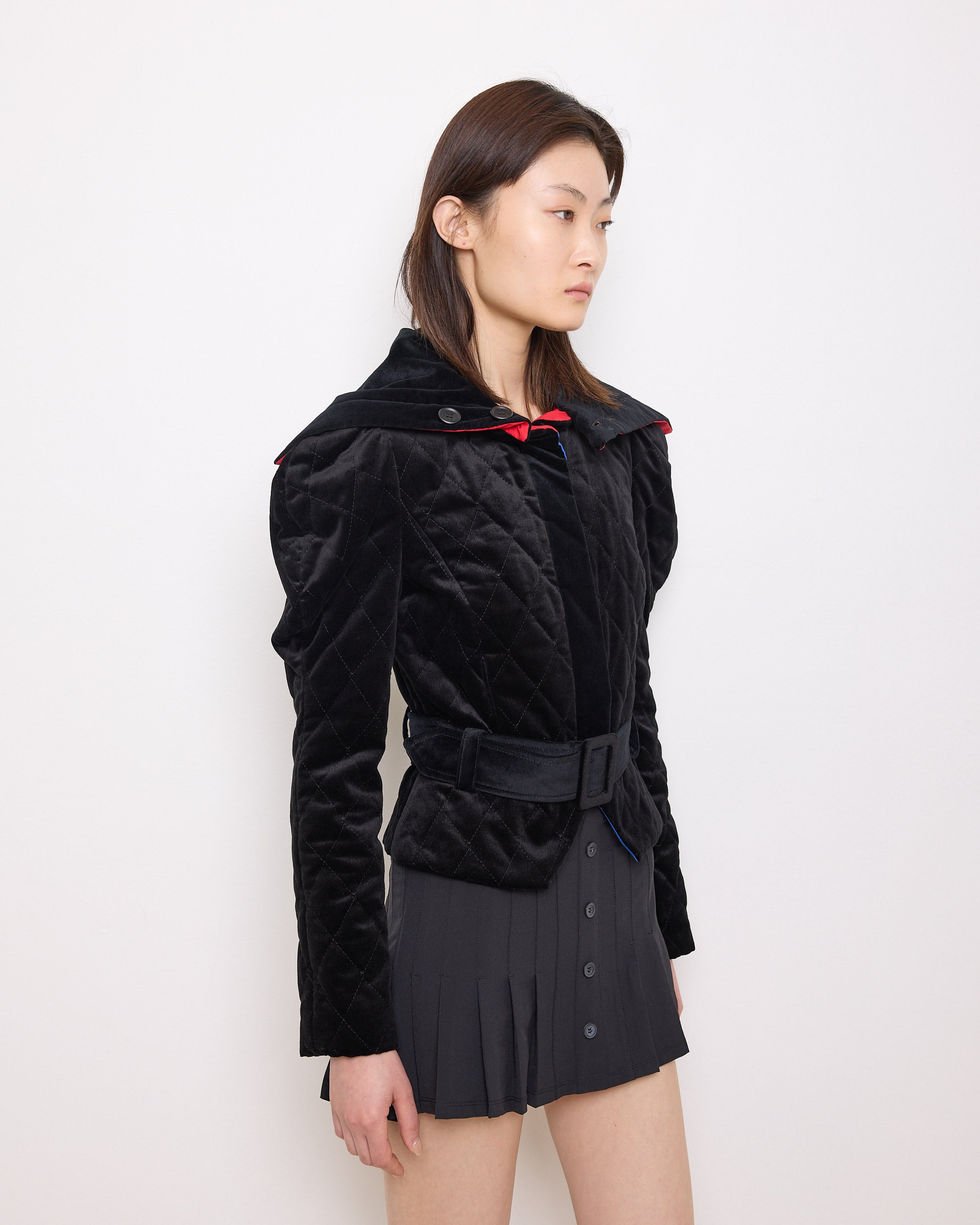 Vintage Cropped Jacket with attachable hood, size 42 fits XS–S, 21-inch length. Model is 5'9", very good condition