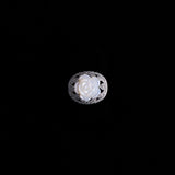 Sterling Silver Ring With Mother of Pearl Flower Detail
