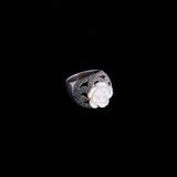 Sterling Silver Ring With Mother of Pearl Flower Detail